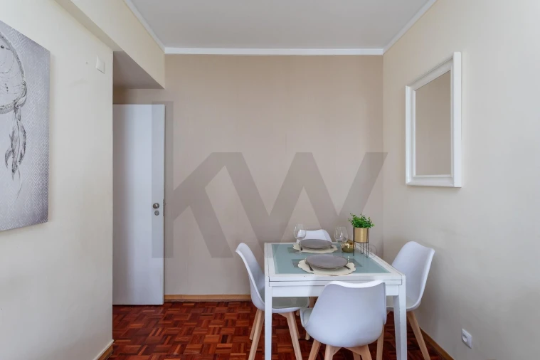 Apartamento T2 para Venda em Algés, Linda-A-Velha e Cruz Quebrada-Dafundo Foto 5