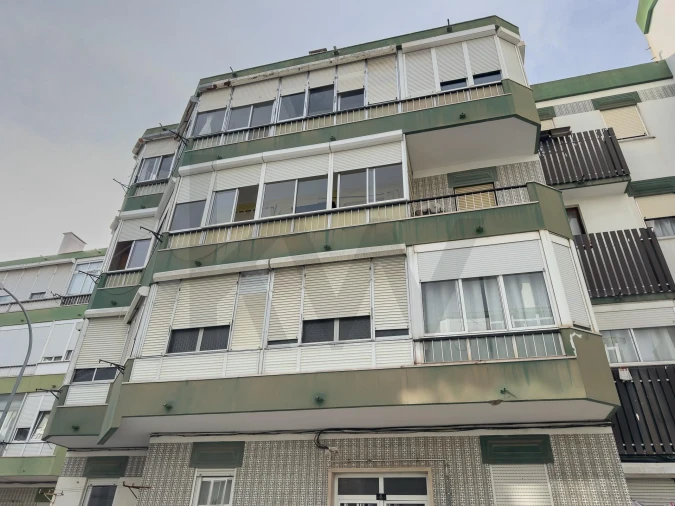 Apartamento T2 para Venda em Algés, Linda-A-Velha e Cruz Quebrada-Dafundo Foto 27