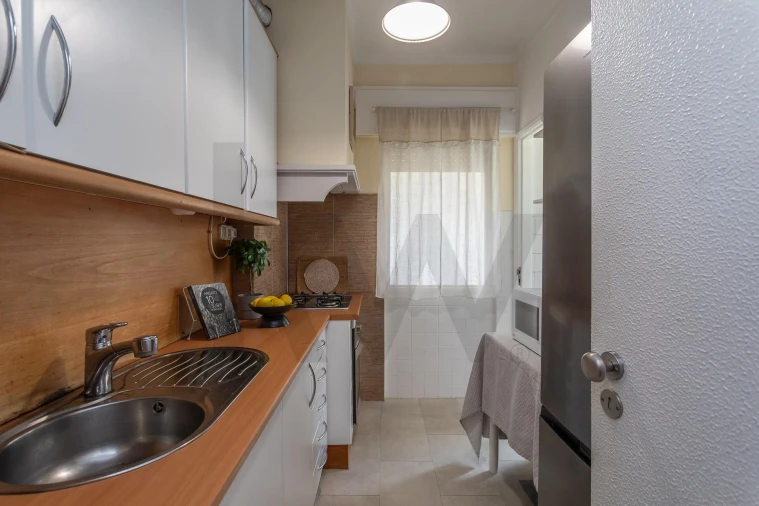 Apartamento T2 para Venda em Algés, Linda-A-Velha e Cruz Quebrada-Dafundo Foto 10