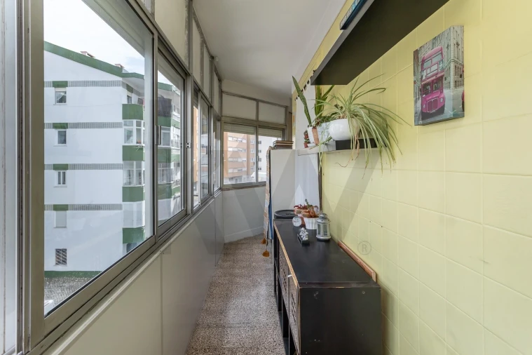 Apartamento T2 para Venda em Algés, Linda-A-Velha e Cruz Quebrada-Dafundo Foto 7