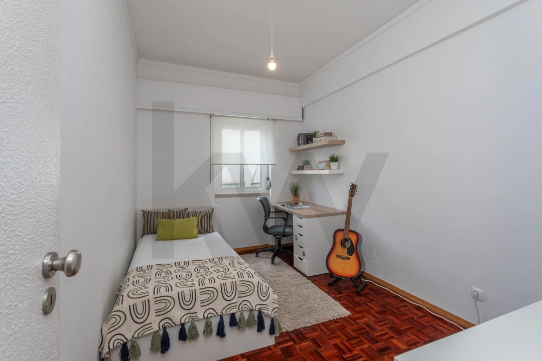 Apartamento T2 para Venda em Algés, Linda-A-Velha e Cruz Quebrada-Dafundo Foto 16