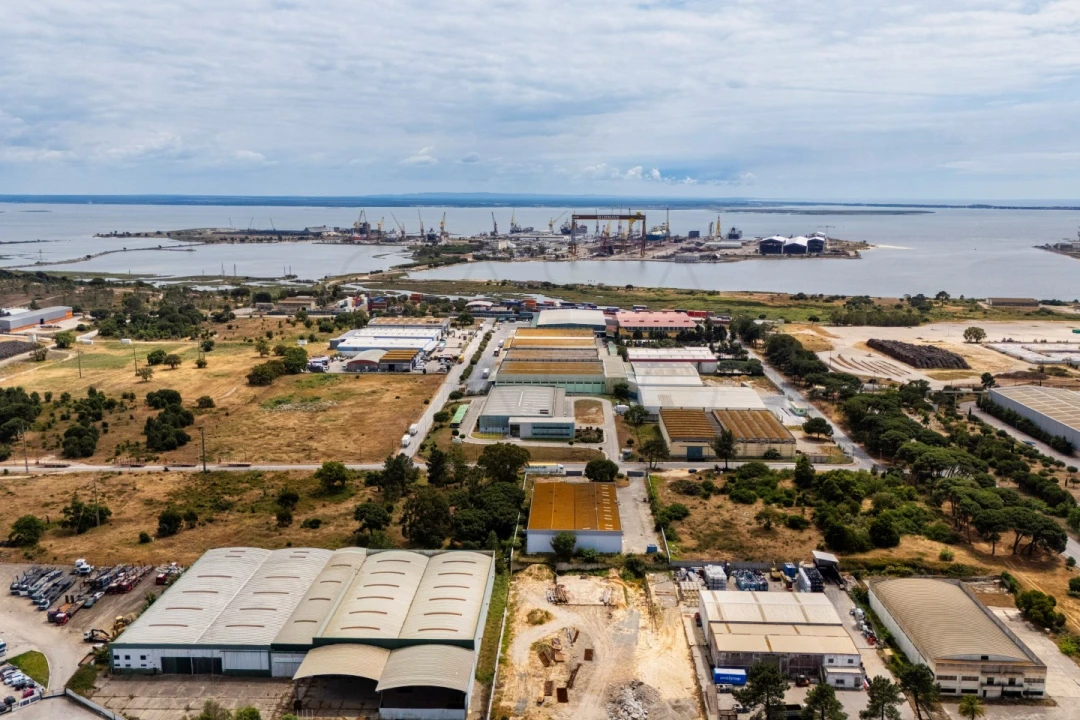 Armazém para Venda em Sado Foto 27
