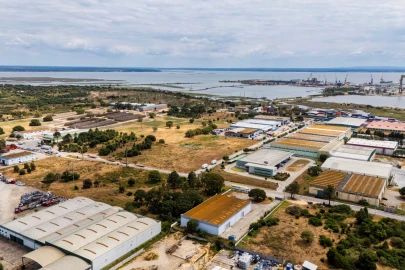 Armazém para Venda em Sado