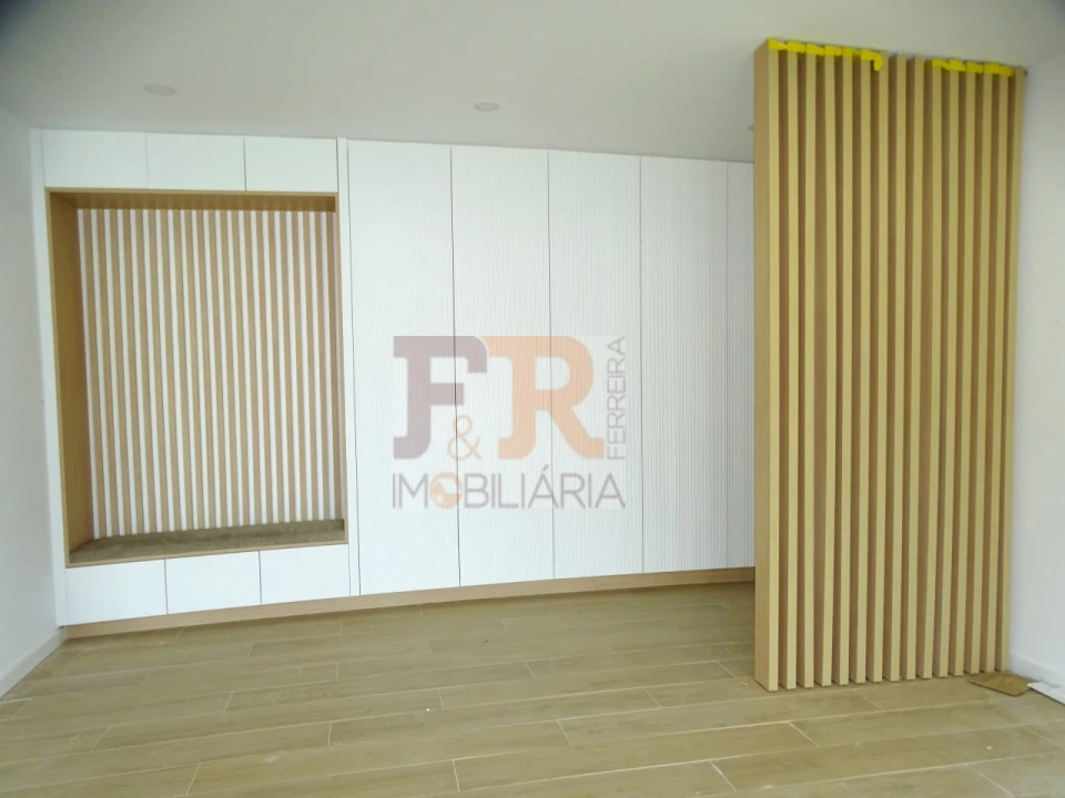 Moradia T3 para Venda em Fernao Ferro Foto 14
