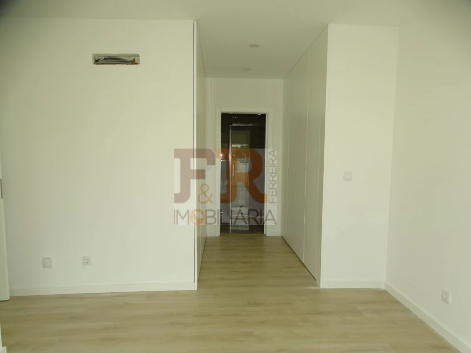 Moradia T3 para Venda em Fernao Ferro Foto 20