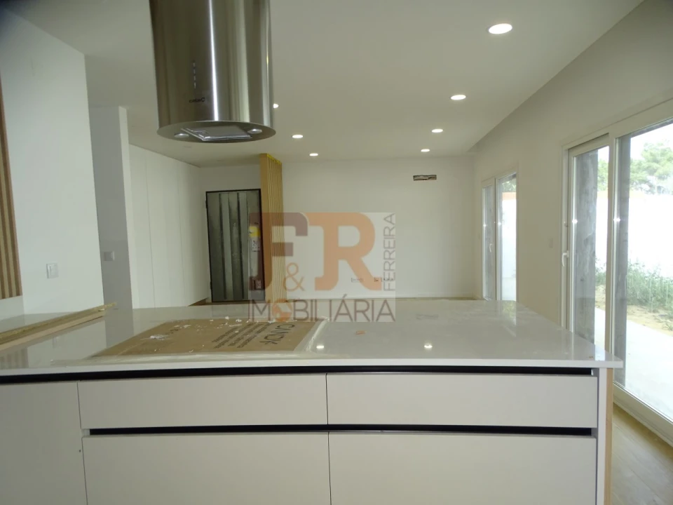 Moradia T3 para Venda em Fernao Ferro Foto 7