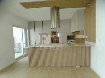 Moradia T3 para Venda em Fernao Ferro