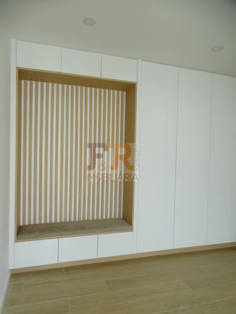Moradia T3 para Venda em Fernao Ferro