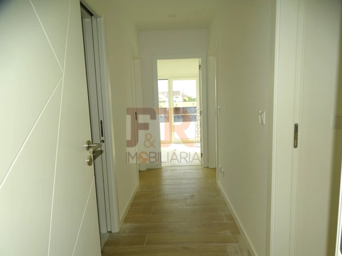 Moradia T3 para Venda em Fernao Ferro Foto 5