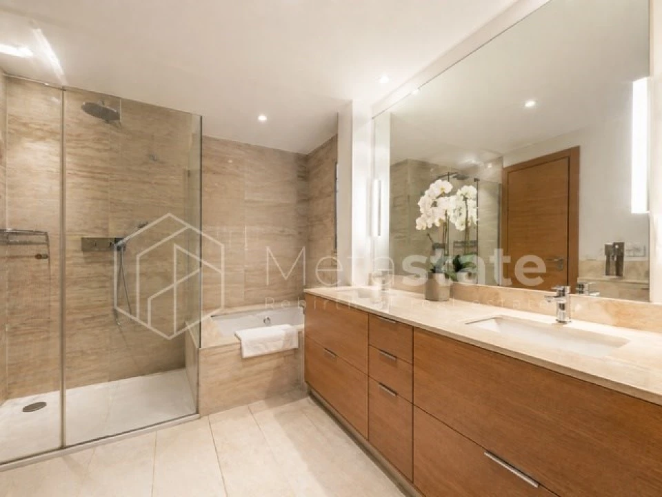 Apartamento T4 para Venda em Parque das Nações Foto 5