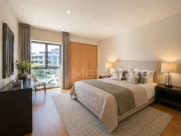 Apartamento T4 para Venda em Parque das Nações