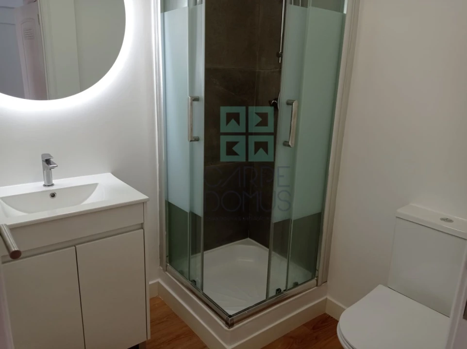 Apartamento T3 para Venda em São Domingos de Benfica Foto 17