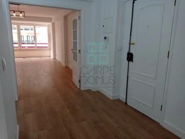 Apartamento T3 para Venda em São Domingos de Benfica