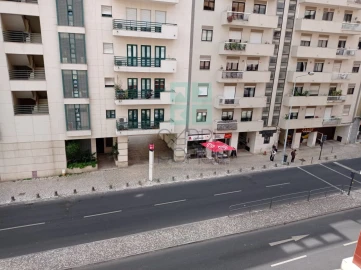 Apartamento T3 para Venda em São Domingos de Benfica