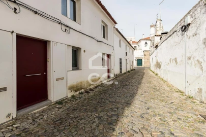 Moradia T1 para Venda em Évora (São Mamede, Sé, São Pedro e Santo Antão)