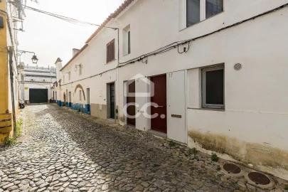 Moradia T1 para Venda em Évora (São Mamede, Sé, São Pedro e Santo Antão)