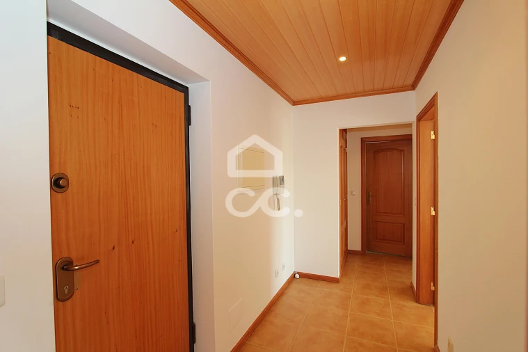 Apartamento T1 para Venda em São Silvestre Foto 12