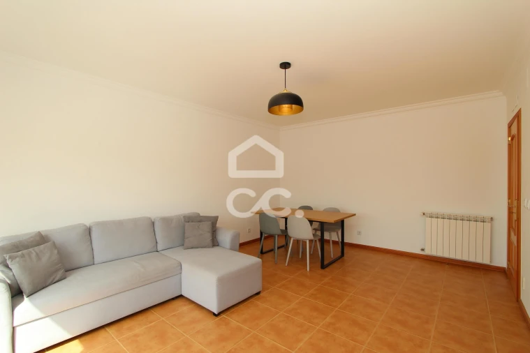 Apartamento T1 para Venda em São Silvestre Foto 3