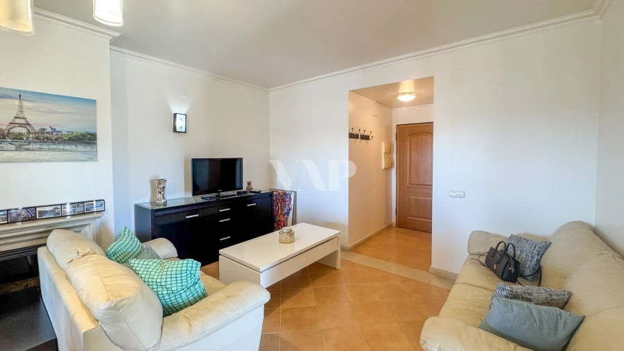 Apartamento T2 para Venda em Quarteira Foto 8