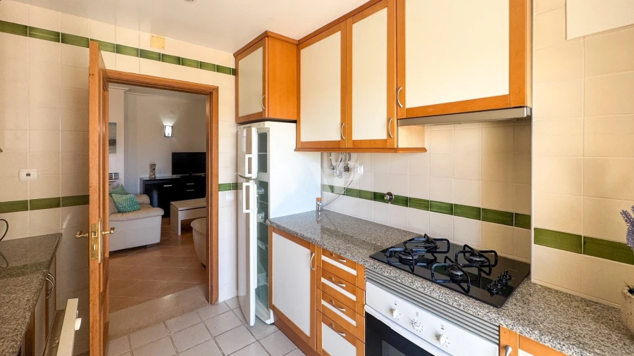 Apartamento T2 para Venda em Quarteira Foto 12