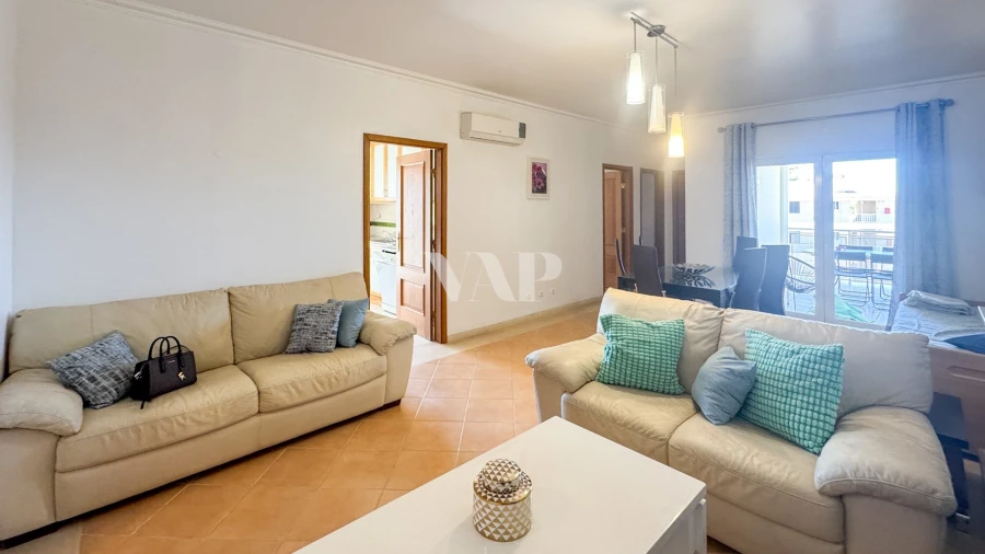 Apartamento T2 para Venda em Quarteira Foto 2
