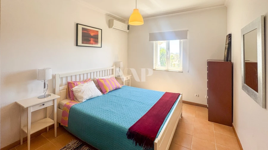 Apartamento T2 para Venda em Quarteira Foto 5