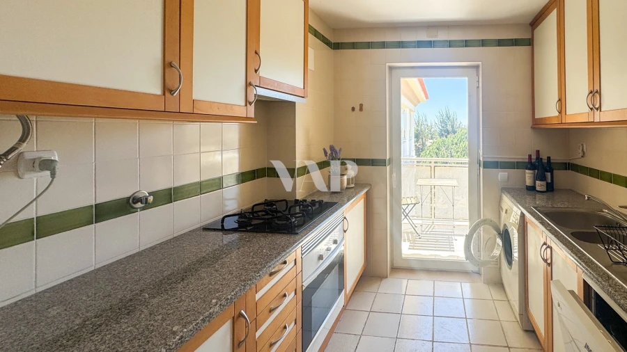 Apartamento T2 para Venda em Quarteira Foto 4