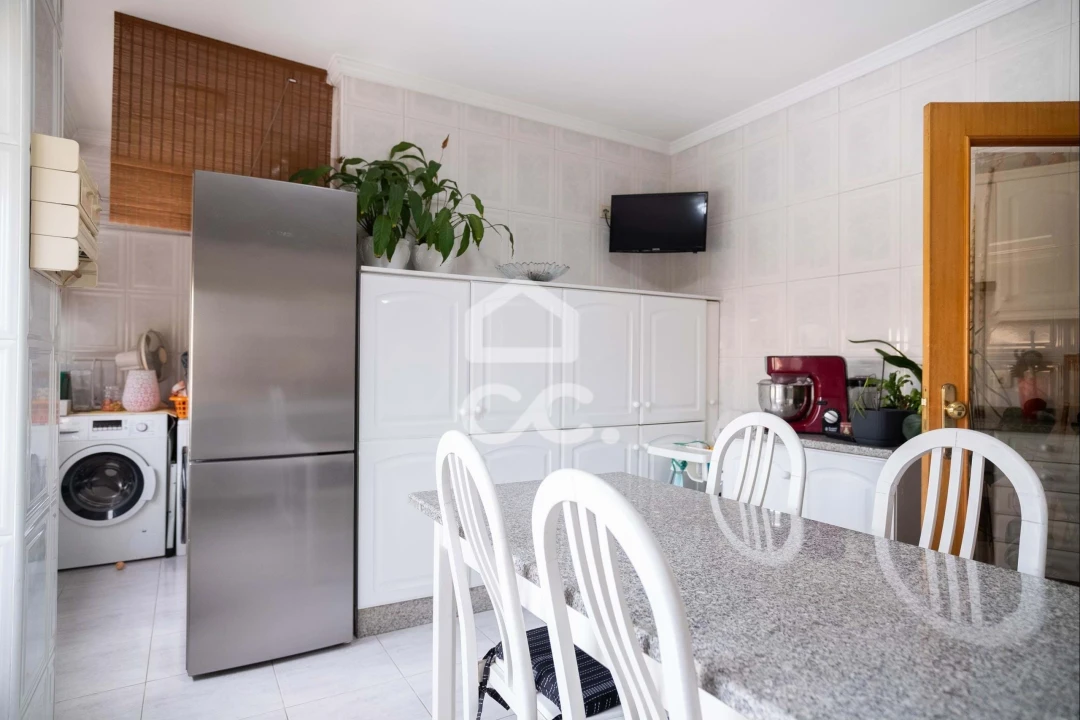 Apartamento T2 para Venda em Vila Nova de Famalicão e Calendário Foto 5