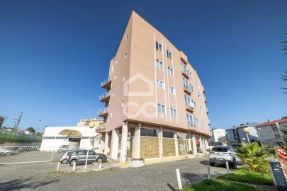 Apartamento T2 para Venda em Vila Nova de Famalicão e Calendário