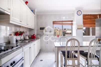 Apartamento T2 para Venda em Vila Nova de Famalicão e Calendário