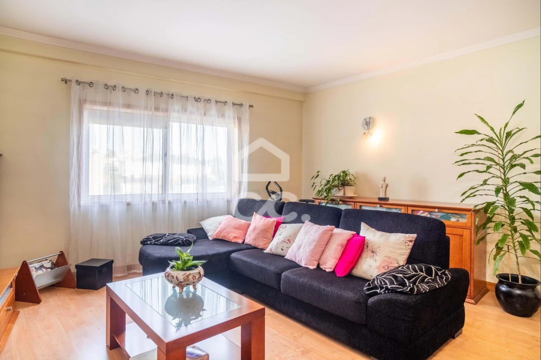 Apartamento T2 para Venda em Vila Nova de Famalicão e Calendário Foto 13