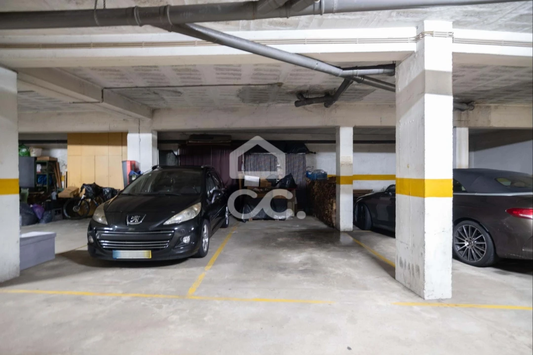 Apartamento T2 para Venda em Vila Nova de Famalicão e Calendário Foto 16