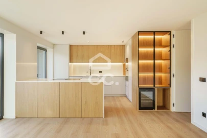 Apartamento T3 para Venda em Vila Nova de Famalicão e Calendário