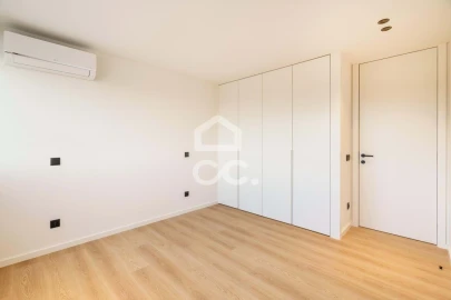 Apartamento T3 para Venda em Vila Nova de Famalicão e Calendário