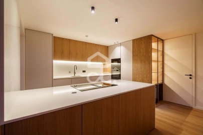 Apartamento T3 para Venda em Vila Nova de Famalicão e Calendário