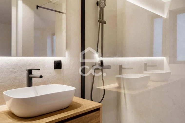 Apartamento T3 para Venda em Vila Nova de Famalicão e Calendário Foto 11
