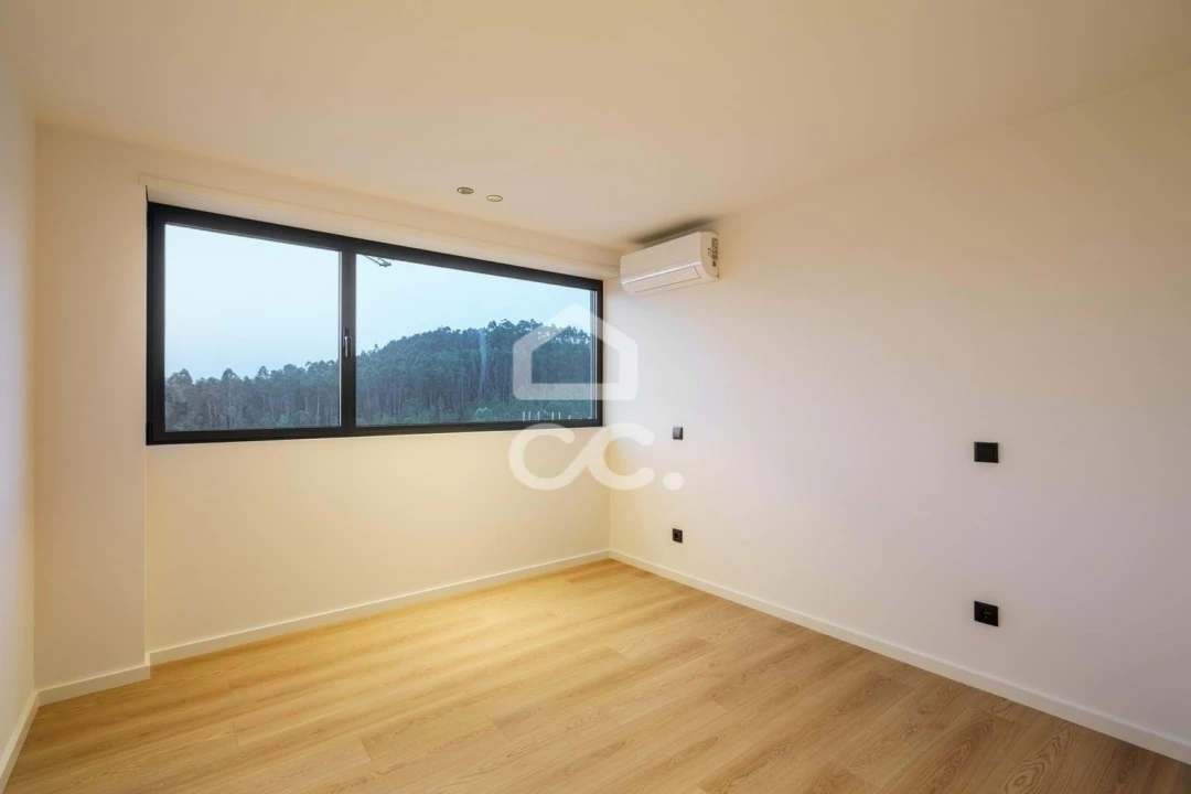 Apartamento T3 para Venda em Vila Nova de Famalicão e Calendário Foto 22