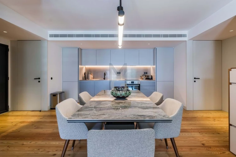 Apartamento T2 para Venda em Arroios Foto 3