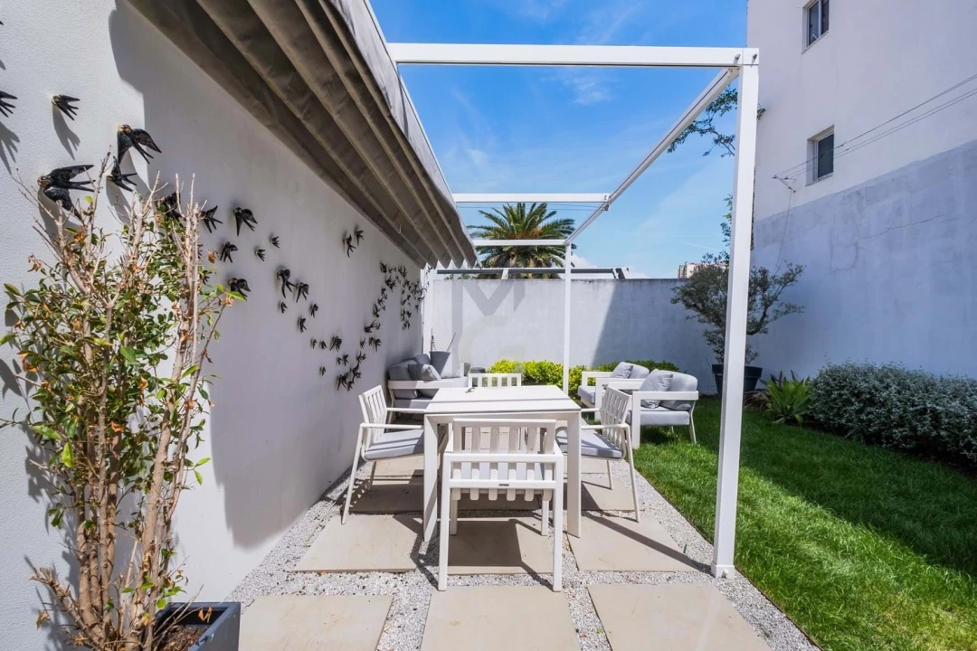 Apartamento T2 para Venda em Arroios Foto 13