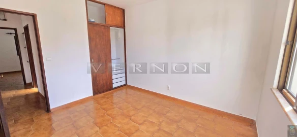 Moradia T3 para Venda em Lagoa e Carvoeiro