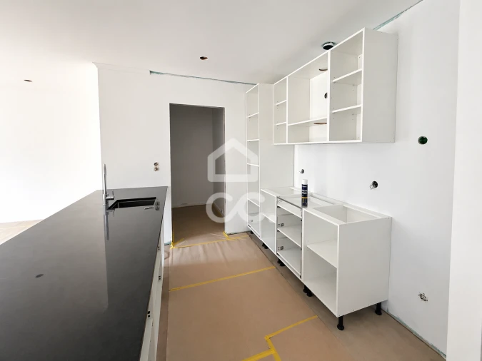 Apartamento T2 para Venda em Agua de Alto Foto 4