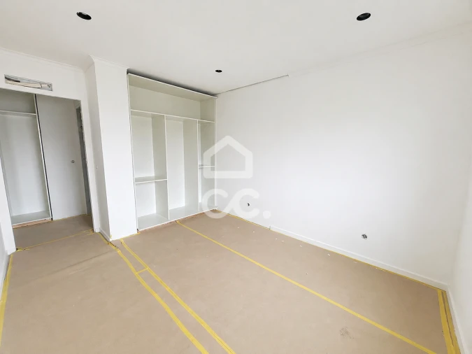 Apartamento T2 para Venda em Agua de Alto Foto 12