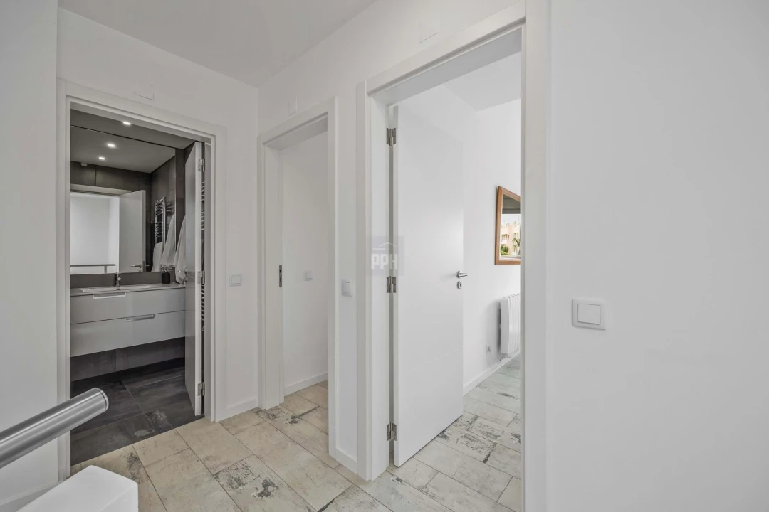 Apartamento T2 para Venda em Quarteira Foto 24