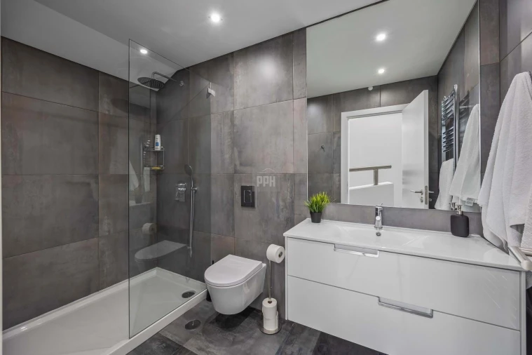 Apartamento T2 para Venda em Quarteira Foto 26