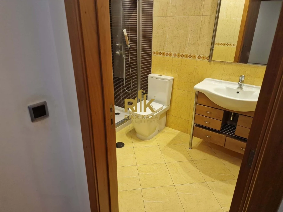 Apartamento T2 para Venda em Fânzeres e São Pedro da Cova Foto 12