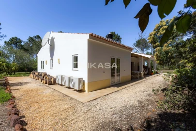 Moradia T3 para Venda em Rogil