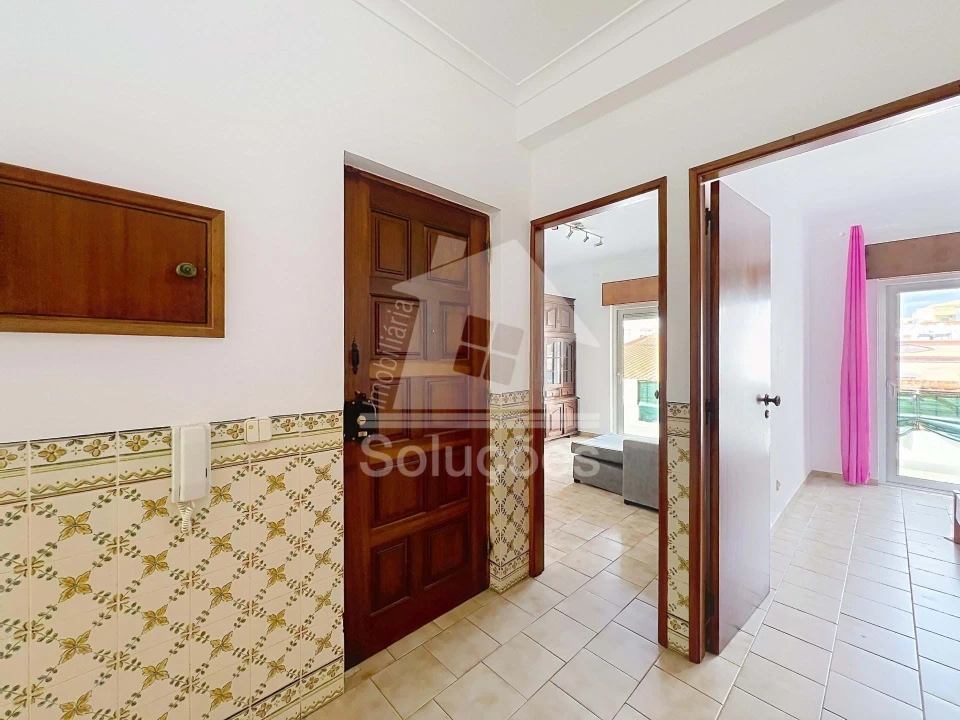 Apartamento T2 para Venda em Portimão Foto 4
