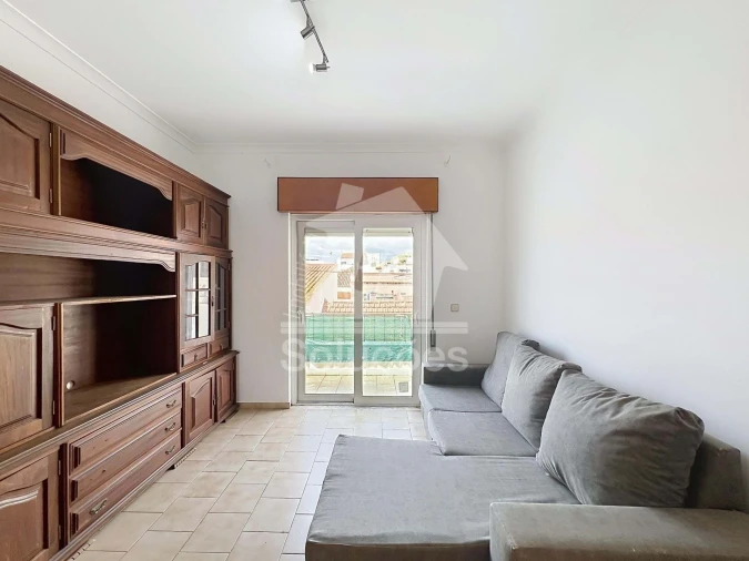Apartamento T2 para Venda em Portimão Foto 7