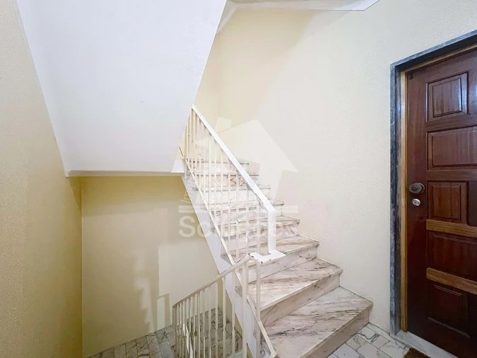 Apartamento T2 para Venda em Portimão Foto 10