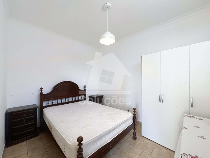 Apartamento T2 para Venda em Portimão Foto 5